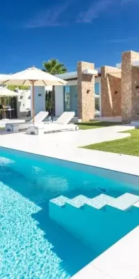 Luxurious six-bedroom villa in a luxury urbanization in Cala Conta