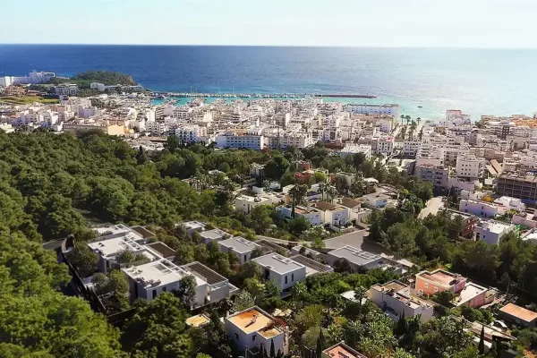 Eine Revolution im Immobiliensektor auf Ibiza