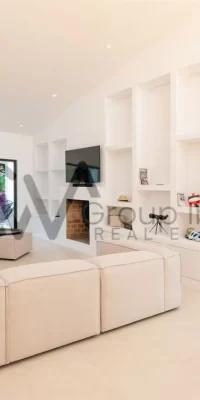 Recently renovated town villa with rental license, 5 minutes from Ibiza Town