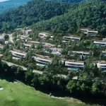 Twenty luxury villas with golf course and sea views in Roca Llisa (10)