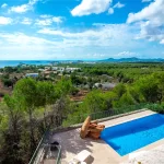 Villa with beautiful sea views for sale in Cala Llenya
