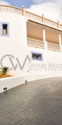 Villa with panoramic sea views in San Carlos – a unique investment opportunity