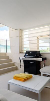 Prachtig appartement met panoramisch uitzicht in Es Pouet, Talamanca, Ibiza