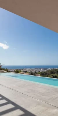 Luxury villa with four bedrooms and breathtaking sea views