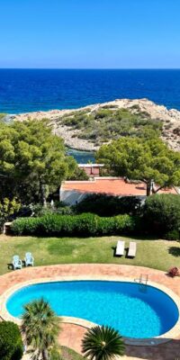 Villa di lusso con vista sul mare, campo da tennis e piscina a Portinatx, Ibiza